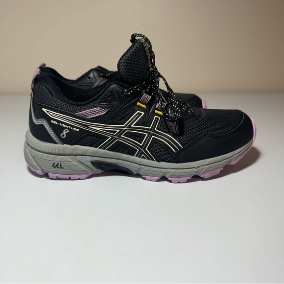 Asics Shoes - Women’s ASICS’s Gel Venture 8 Black/Ivory Athletic Running Shoes Size 7.5W Wide